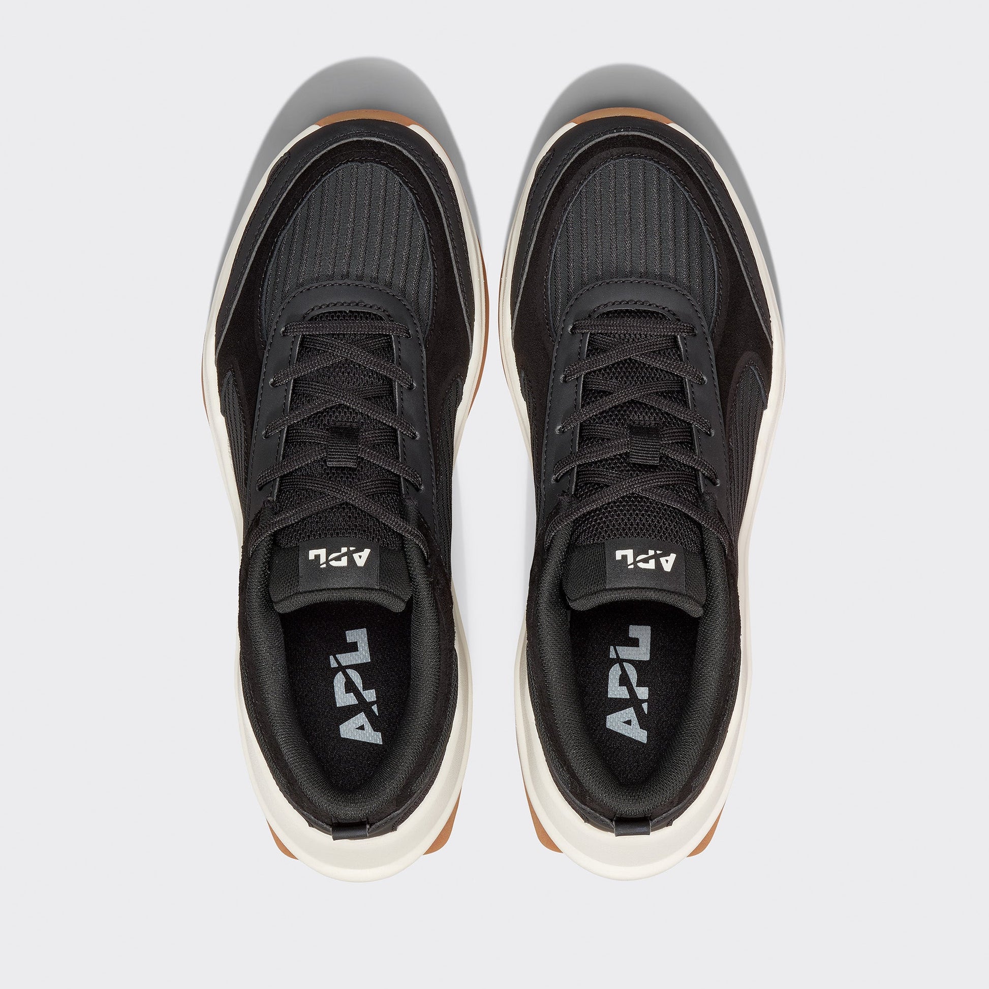Women's Jogger Black / Ivory /  Gum