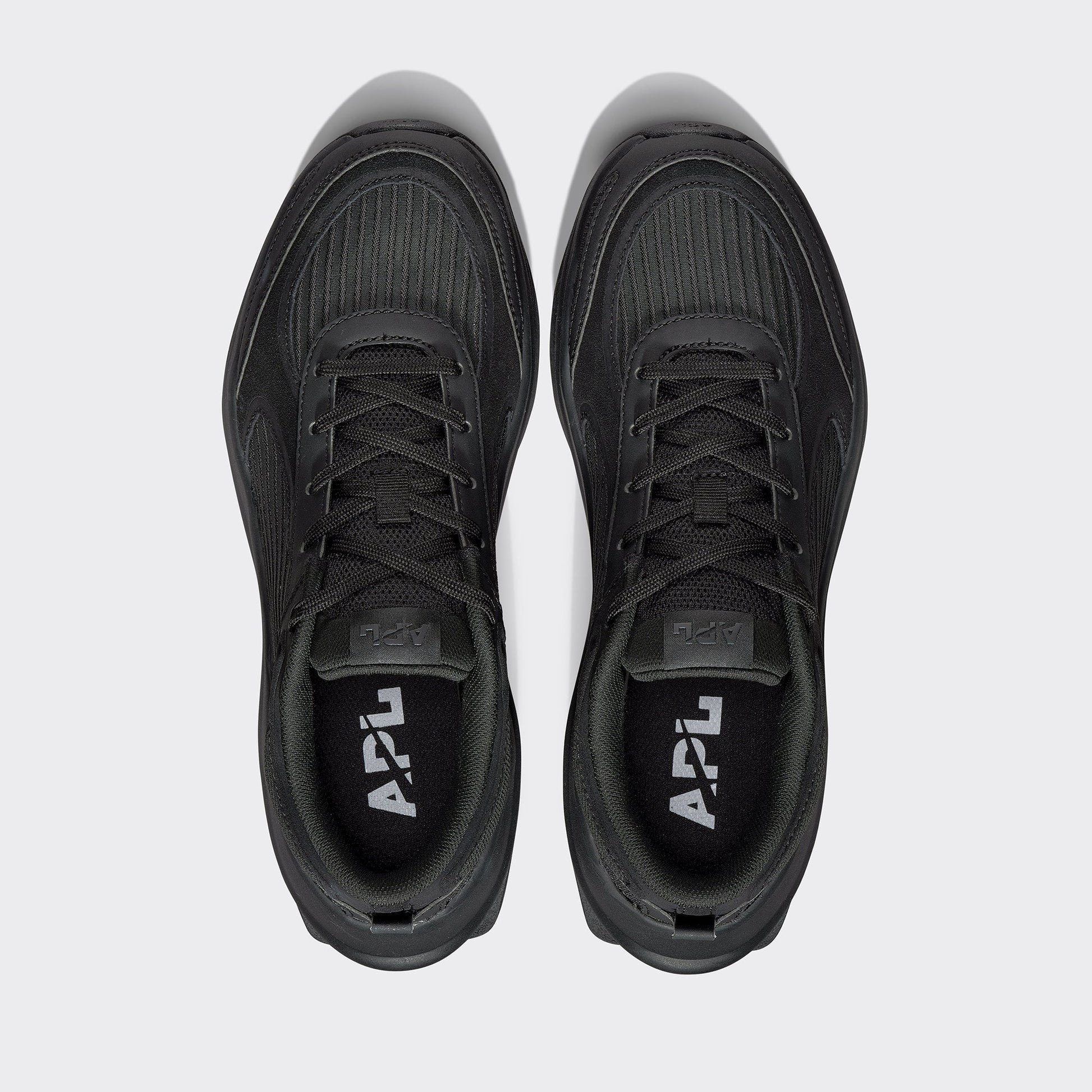 Women's Jogger Black / Black / Black
