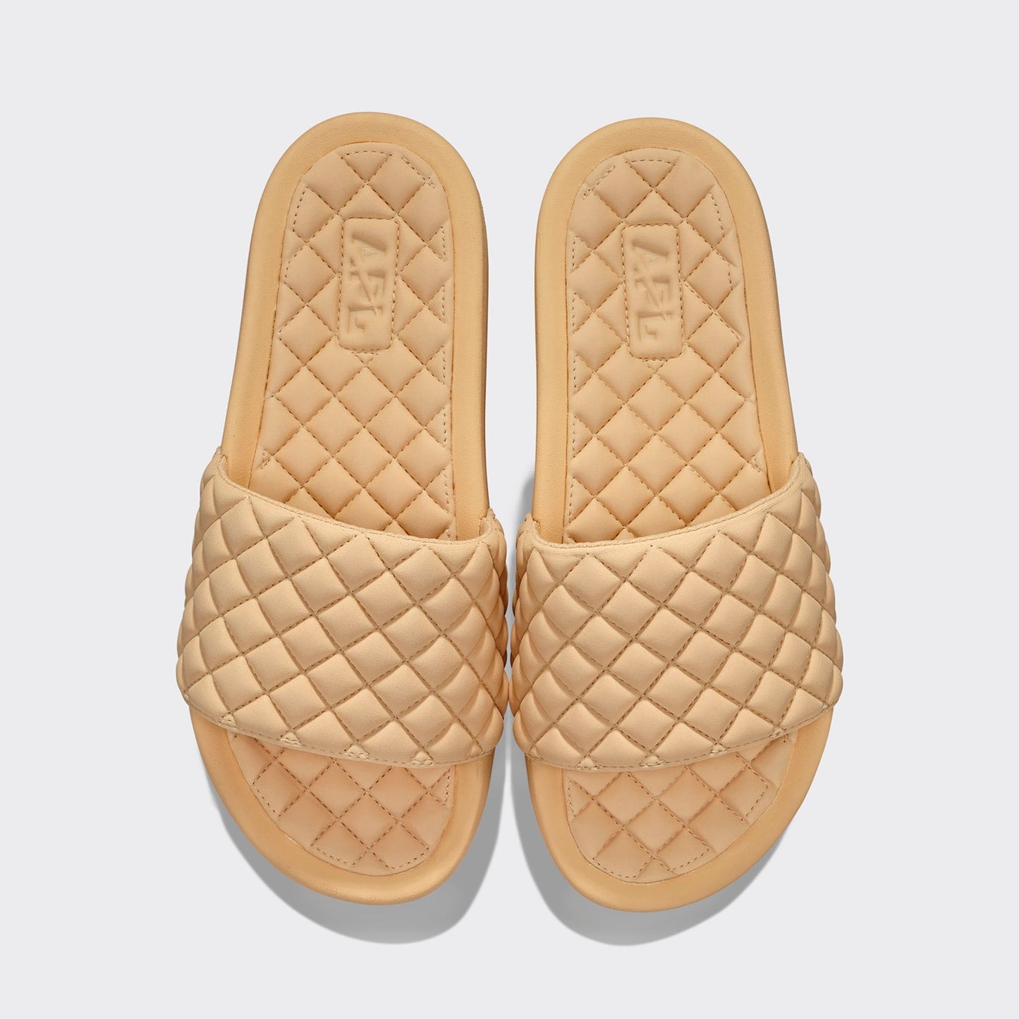 Women's Lusso Pool Slide Camel