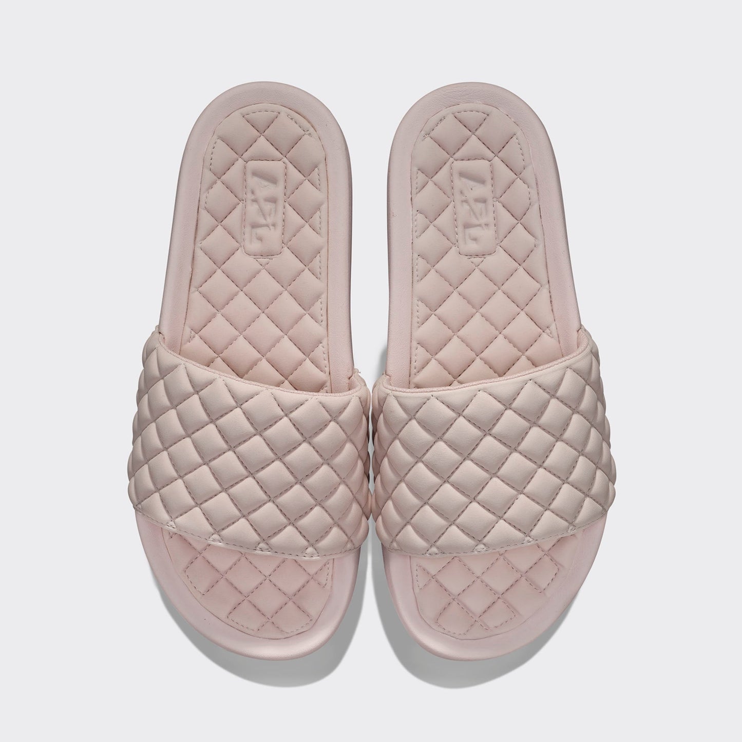 Women's Lusso Pool Slide Chalk