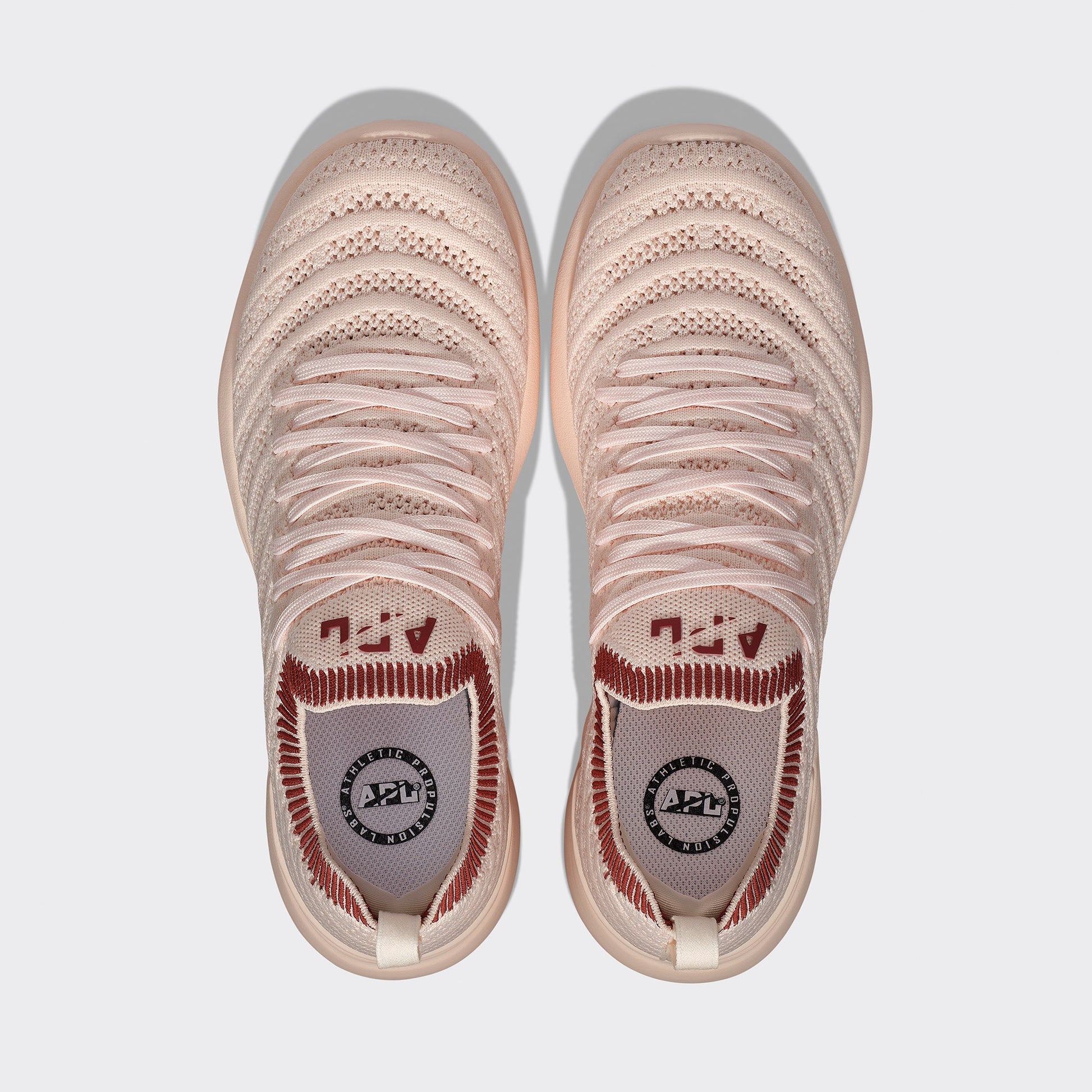 Women's TechLoom Wave Creme / Bordeaux / Ribbed